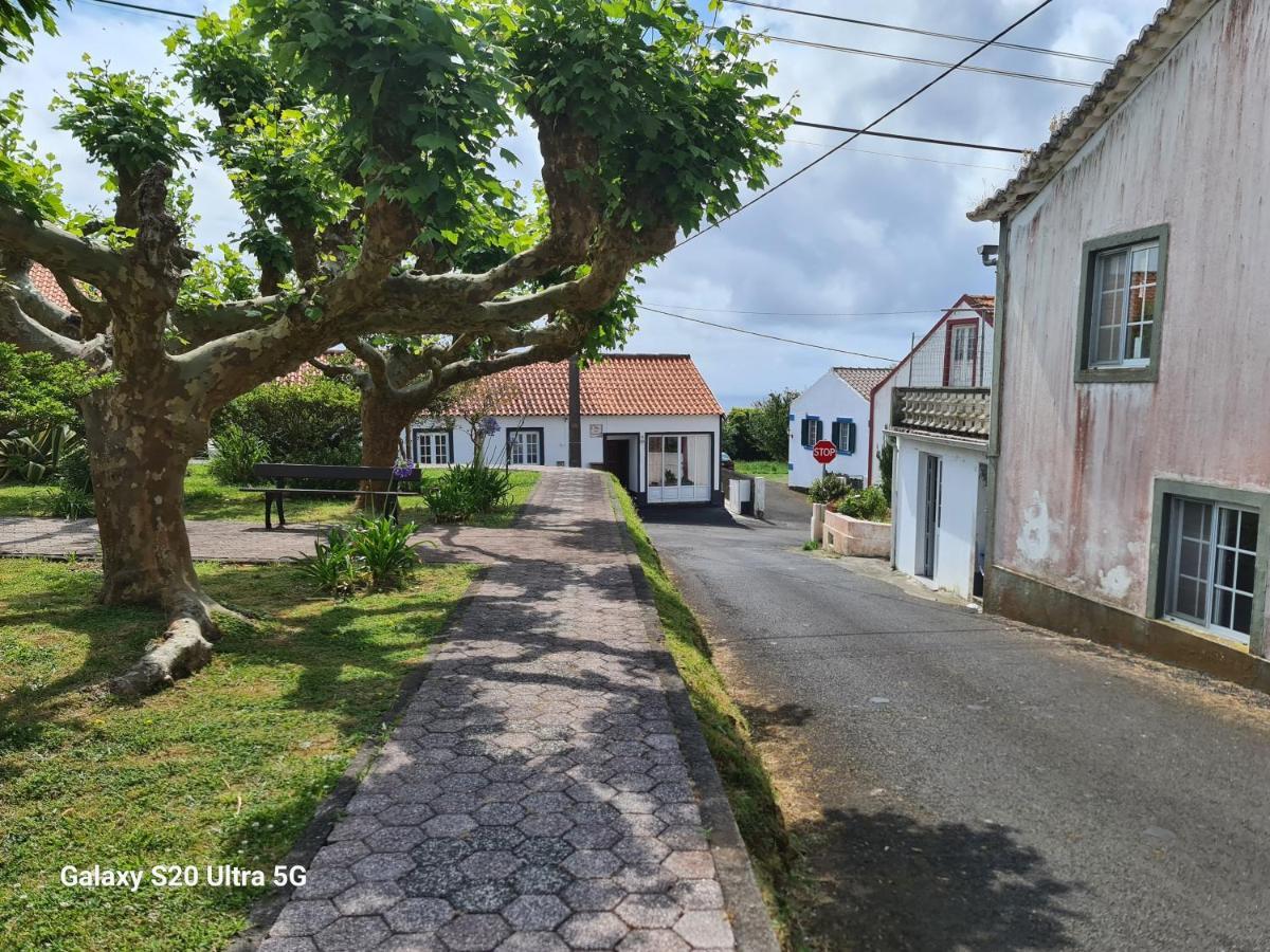 Appartement Al Luso Brasileiro à Lajes das Flores Extérieur photo